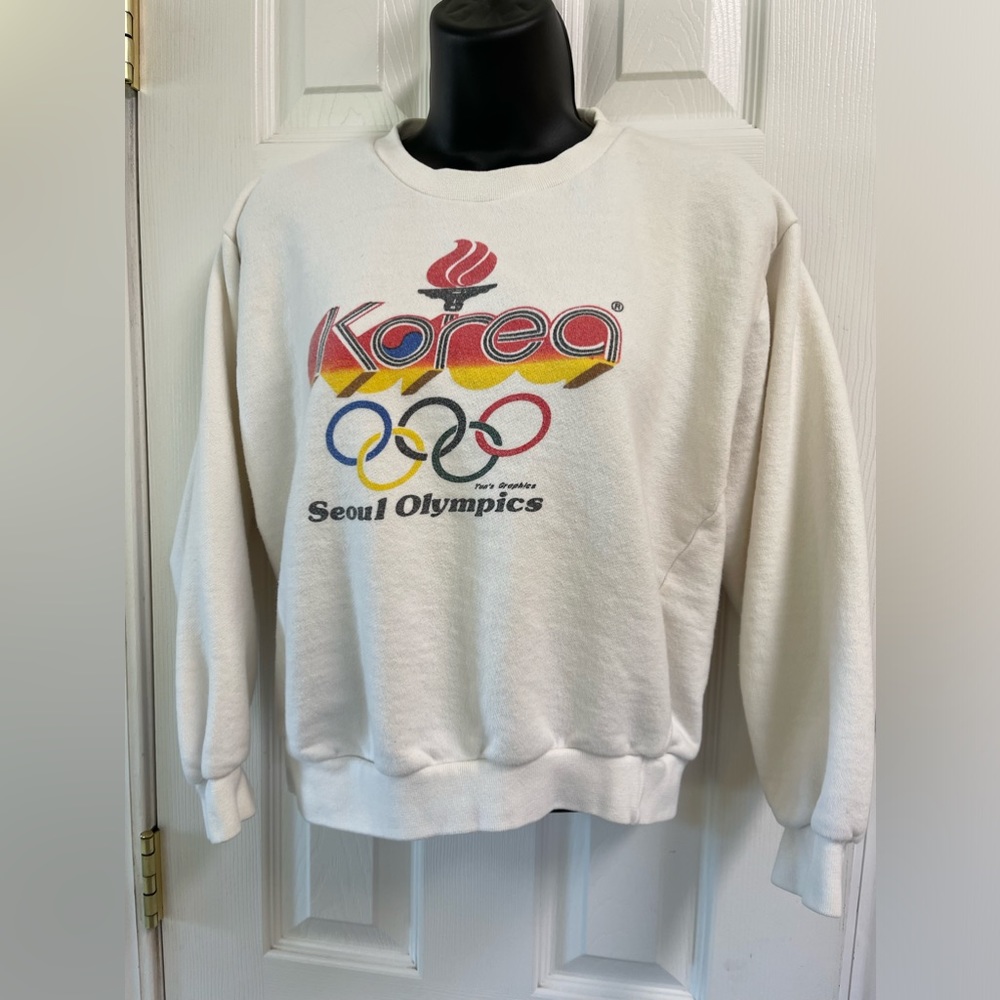 Vintage 1988, Rare Sweatshirt.  S-M